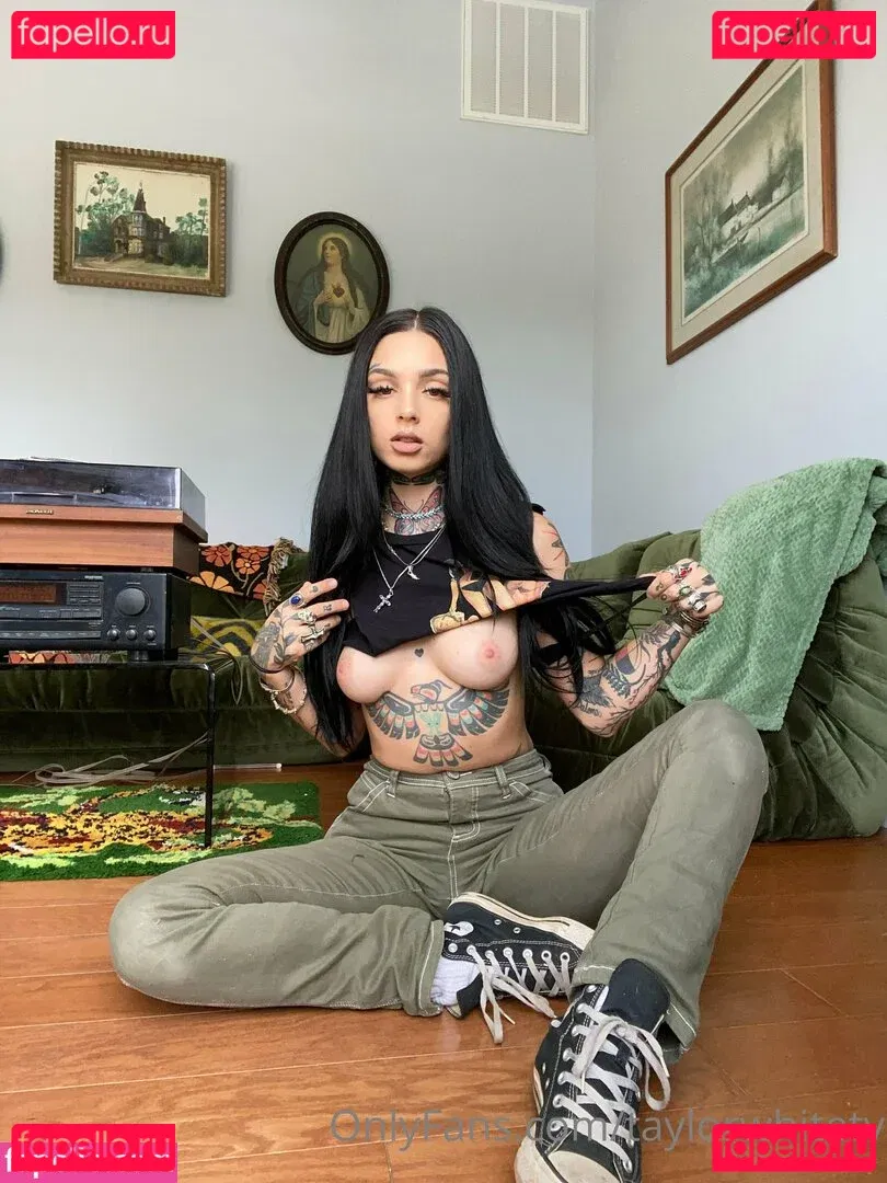 Taylor White Onlyfans Photo Gallery 