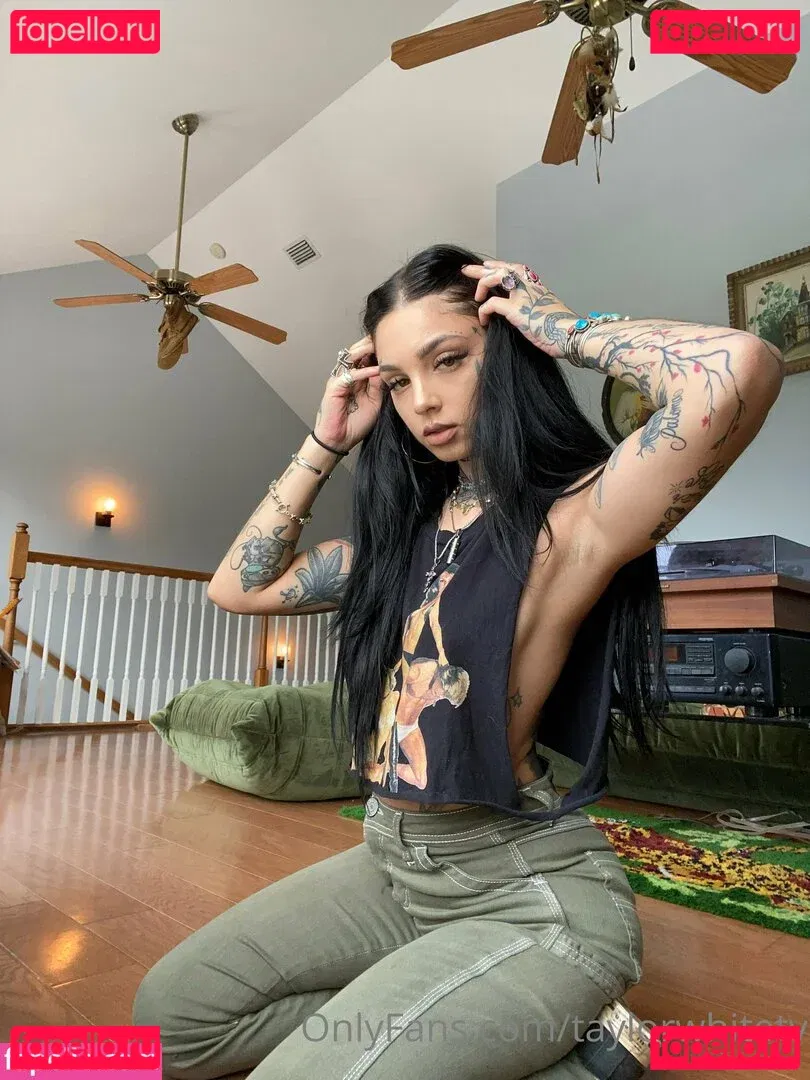 Taylor White Onlyfans Photo Gallery 
