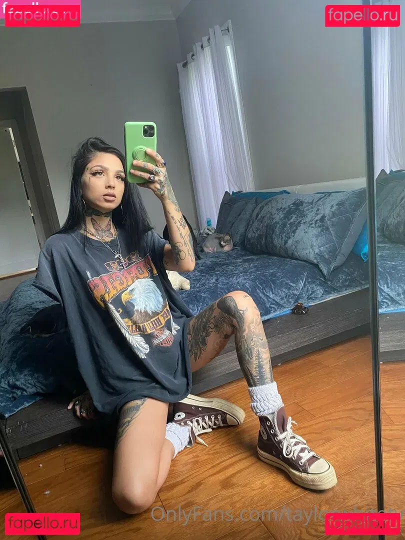 Taylor White Onlyfans Photo Gallery 