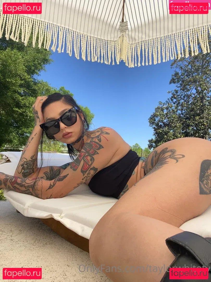 Taylor White Onlyfans Photo Gallery 