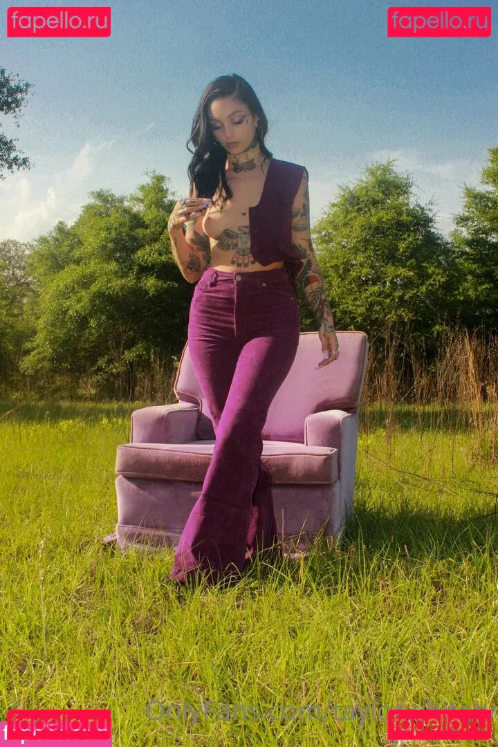 Taylor White Onlyfans Photo Gallery 