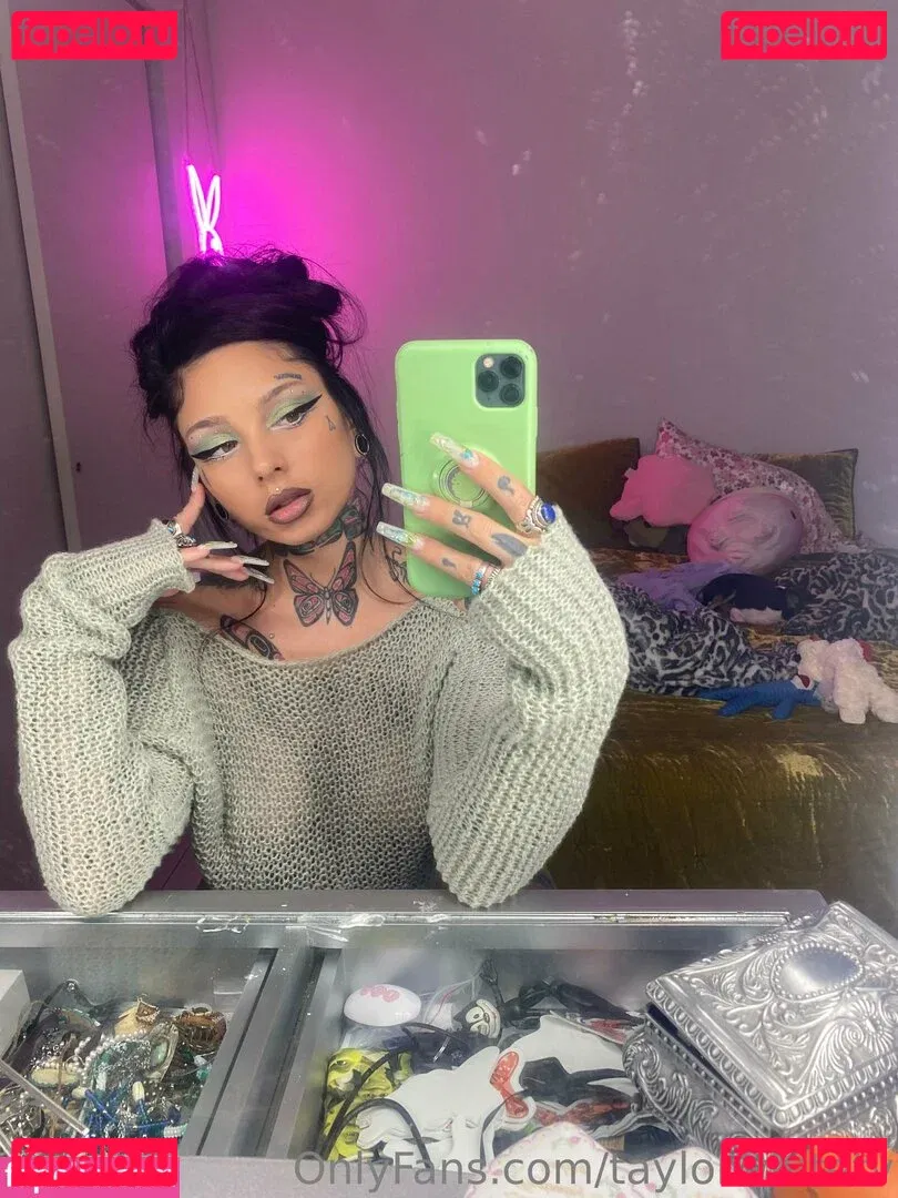 Taylor White Onlyfans Photo Gallery 