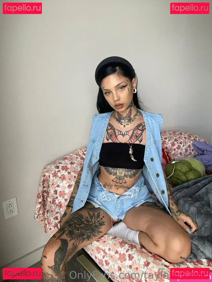 Taylor White Onlyfans Photo Gallery 