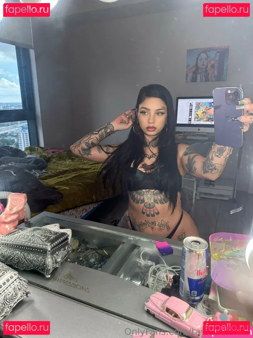 Taylor White Onlyfans Photo Gallery 