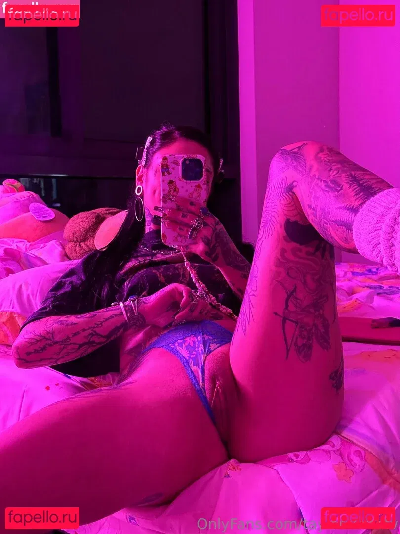 Taylor White Onlyfans Photo Gallery 