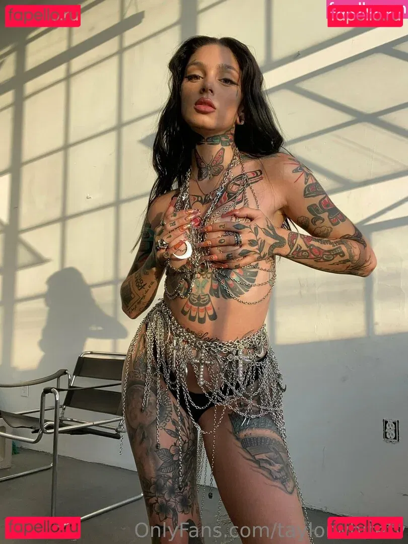 Taylor White Onlyfans Photo Gallery 