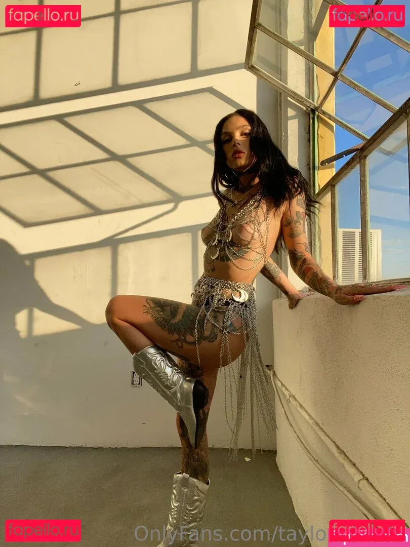 Taylor White Onlyfans Photo Gallery 