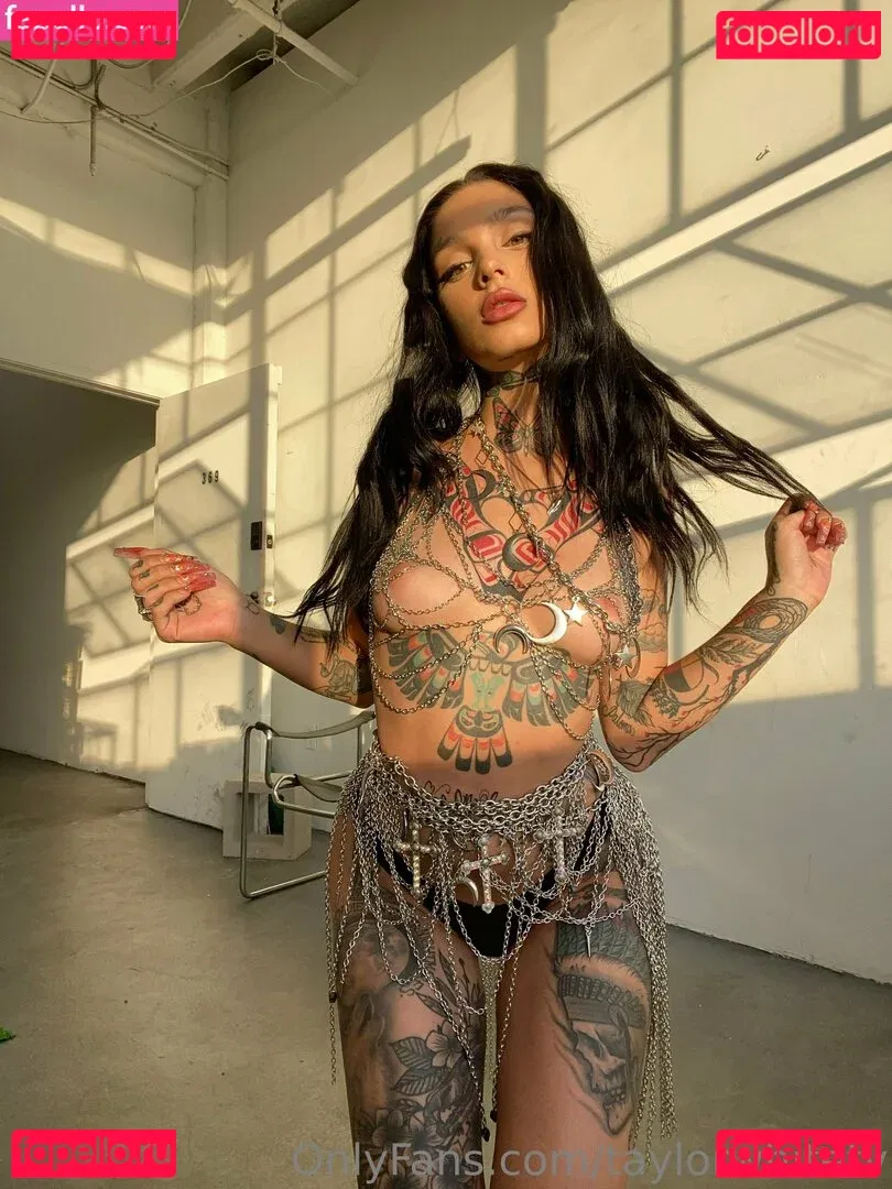 Taylor White Onlyfans Photo Gallery 