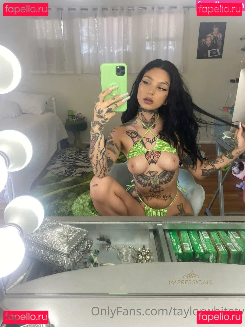 Taylor White Onlyfans Photo Gallery 