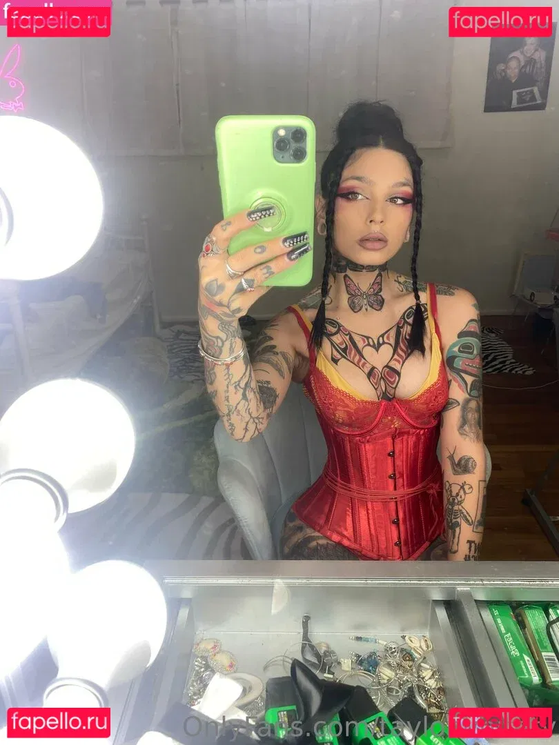 Taylor White Onlyfans Photo Gallery 