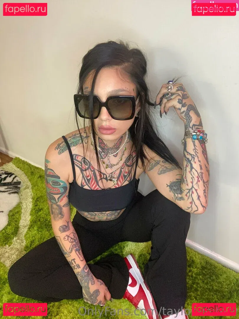 Taylor White Onlyfans Photo Gallery 