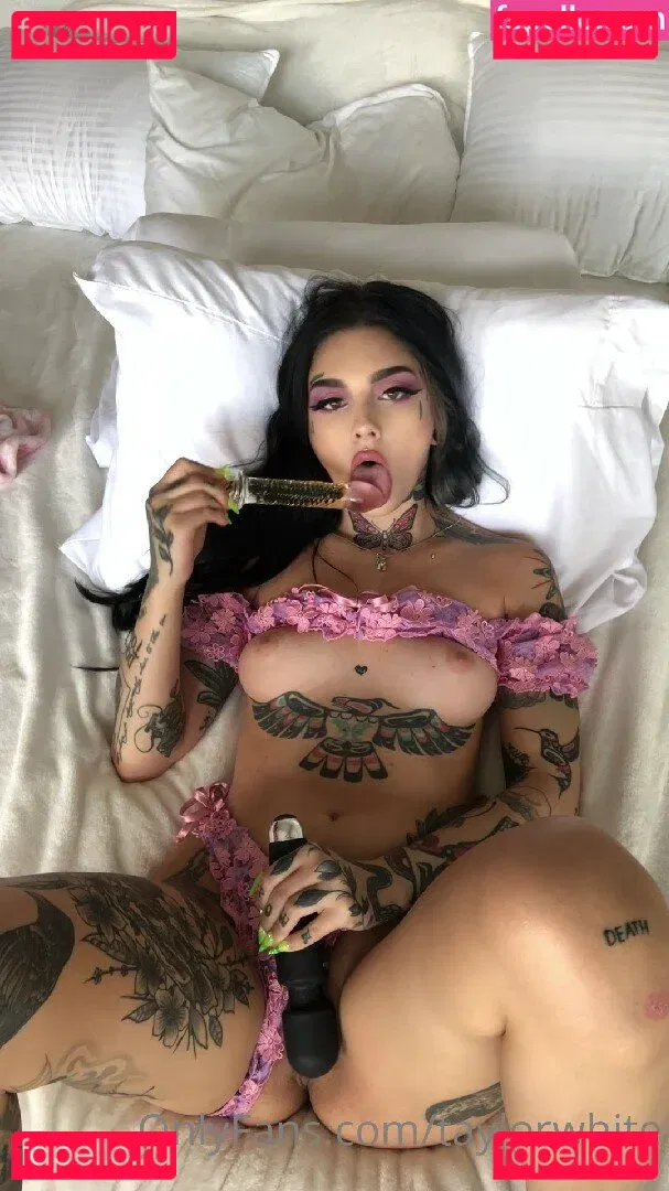 Taylor White Onlyfans Photo Gallery 