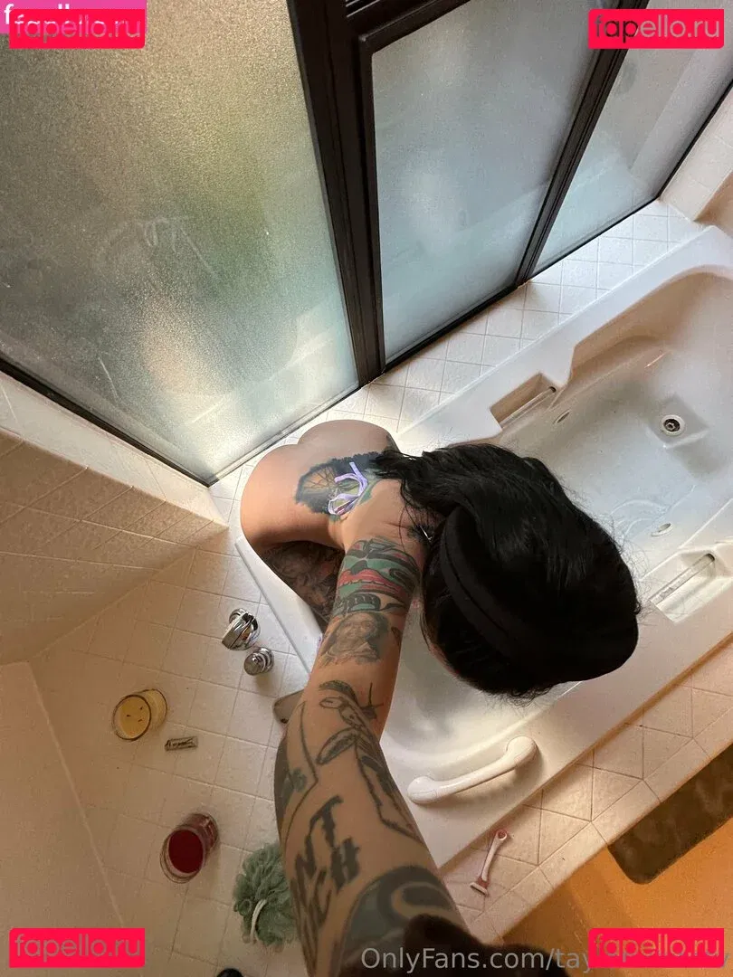 Taylor White Onlyfans Photo Gallery 