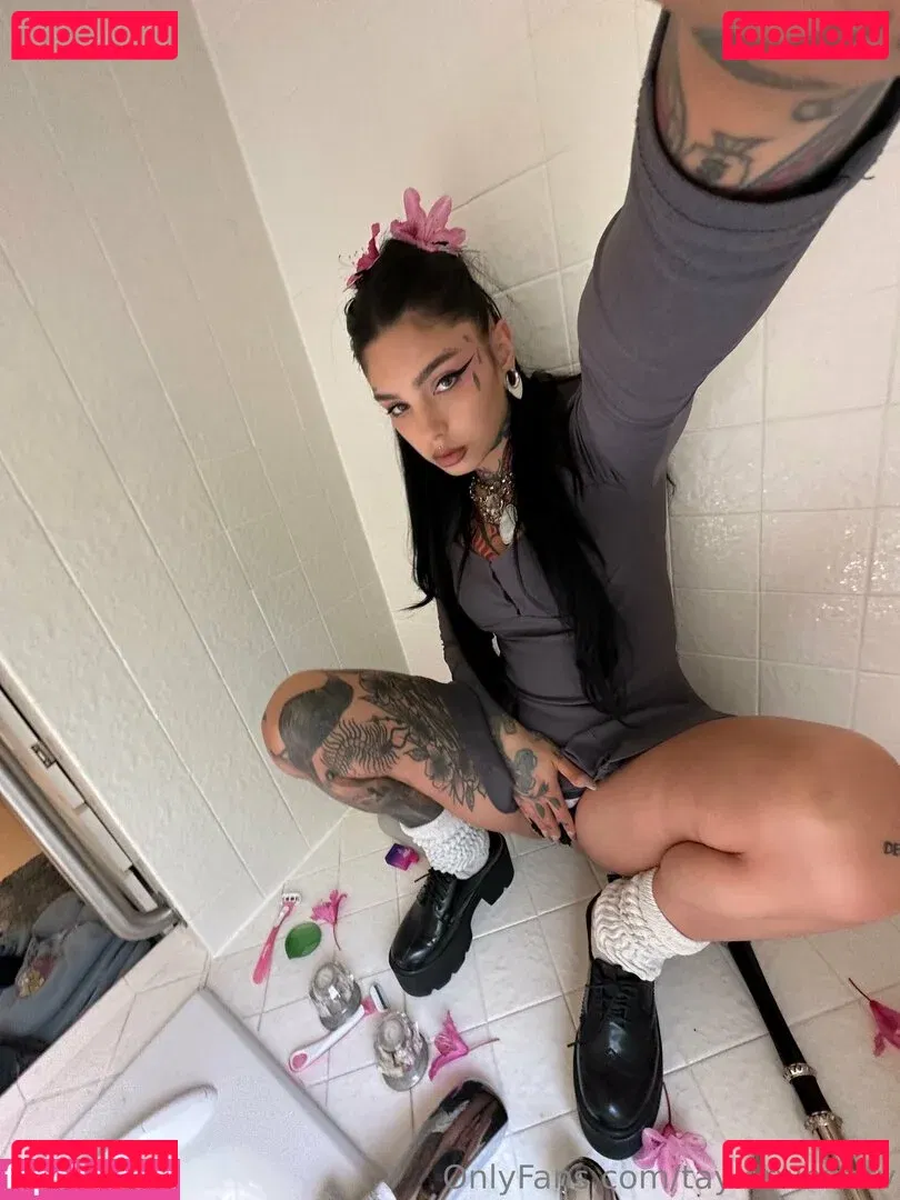 Taylor White Onlyfans Photo Gallery 