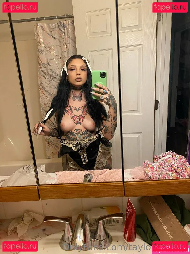 Taylor White Onlyfans Photo Gallery 