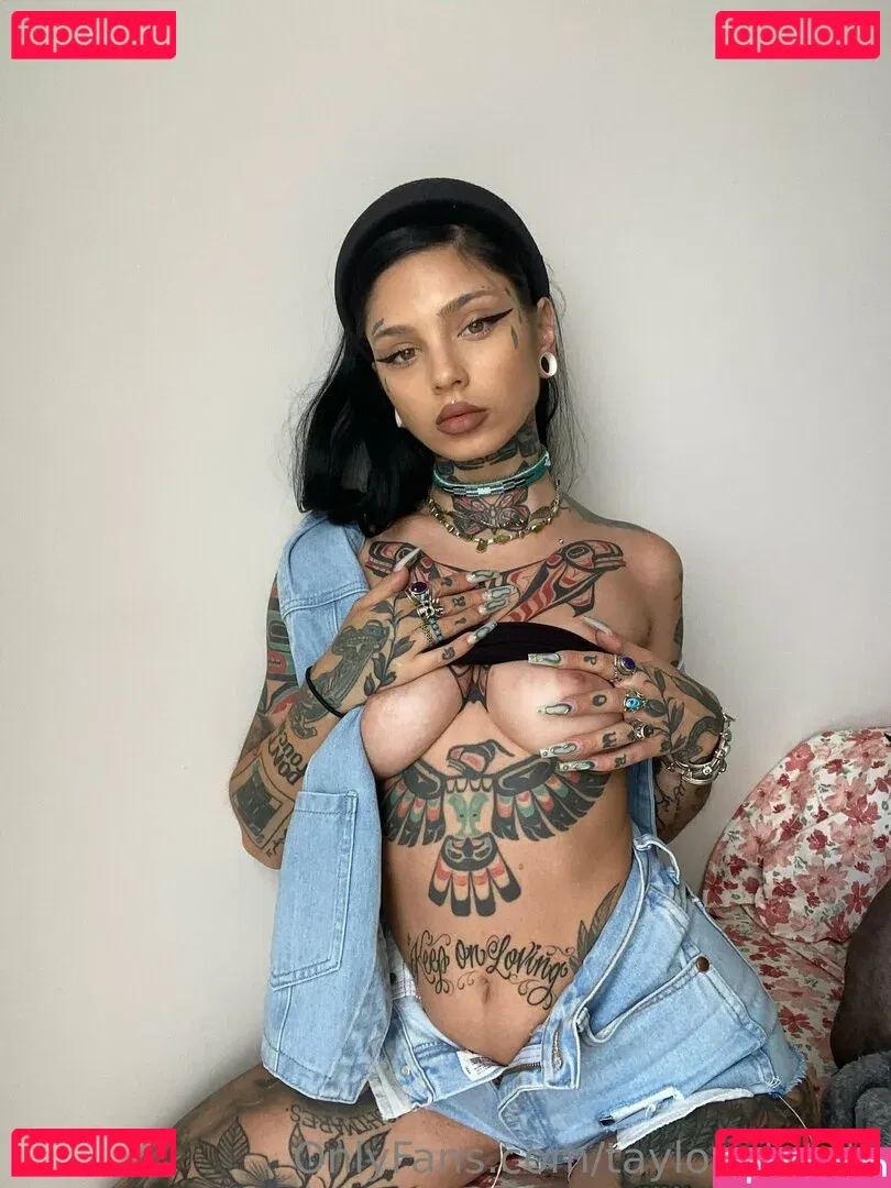 Taylor White Onlyfans Photo Gallery 