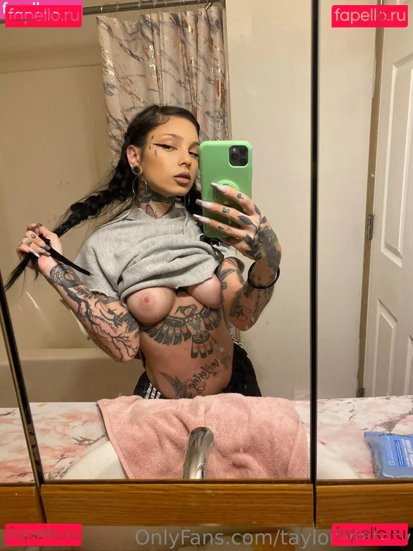 Taylor White Onlyfans Photo Gallery 