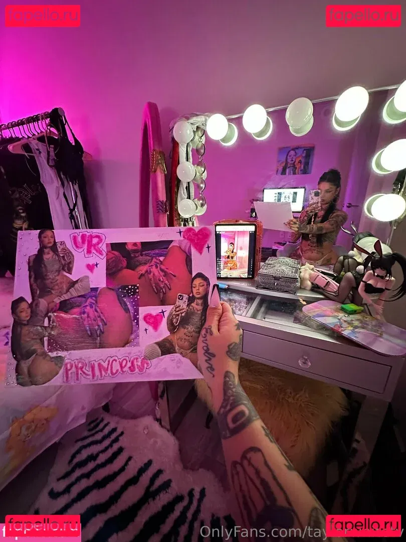 Taylor White Onlyfans Photo Gallery 