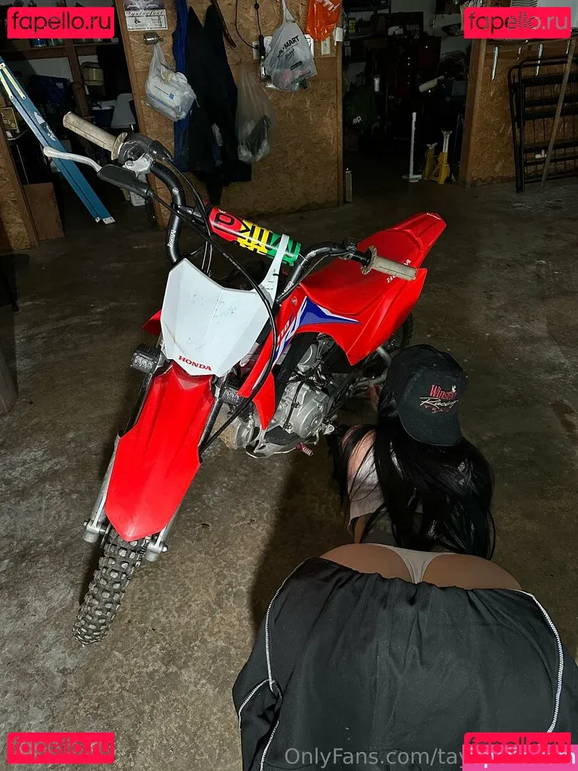 Taylor White Onlyfans Photo Gallery 