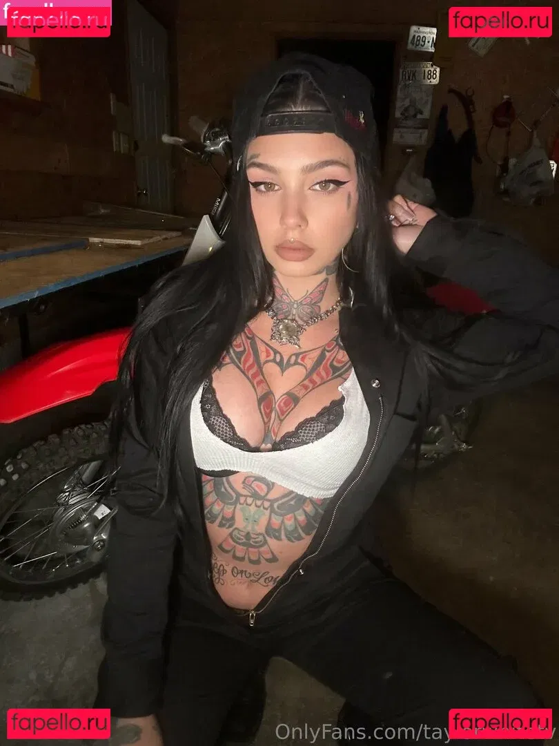 Taylor White Onlyfans Photo Gallery 