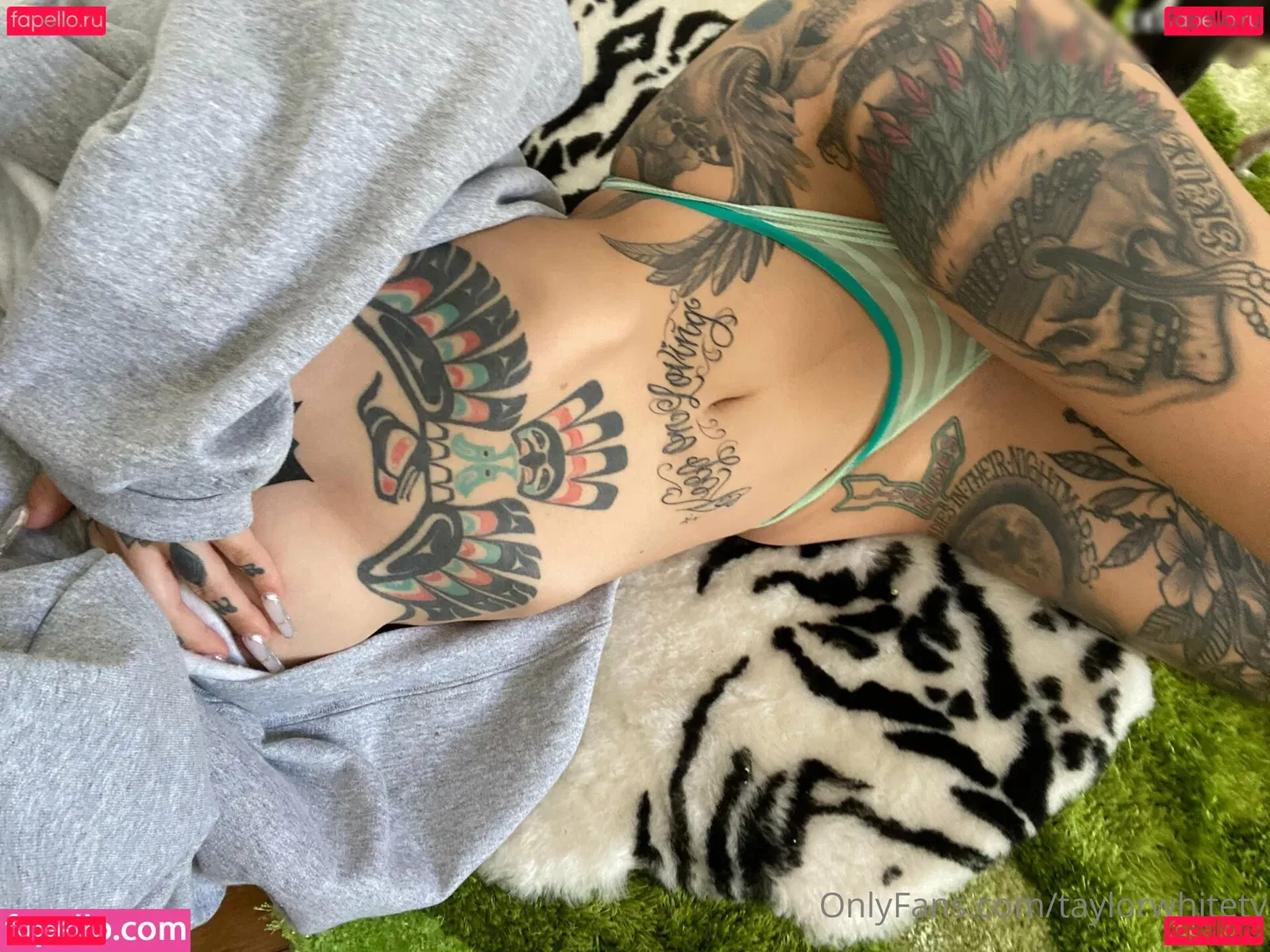 Taylor White Onlyfans Photo Gallery 