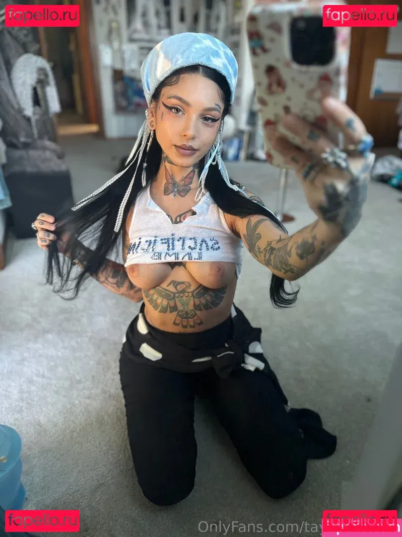 Taylor White Onlyfans Photo Gallery 