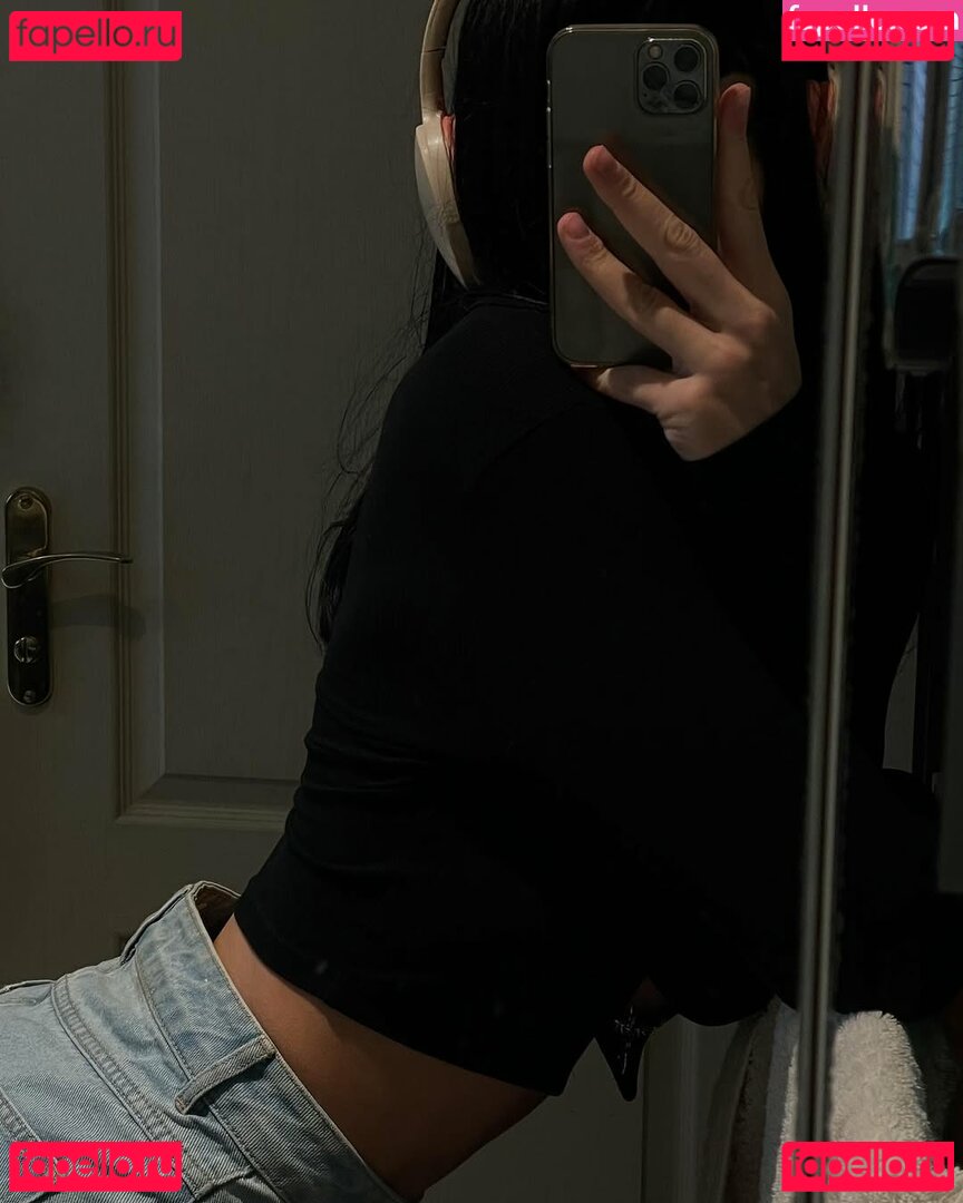Manon Lara Nude Onlyfans Photo 15