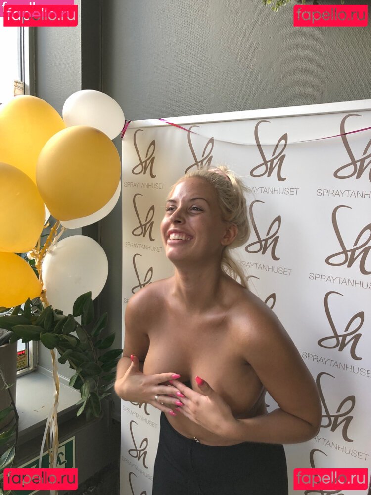 Isabelle Eriksen Nude Onlyfans Photo 11