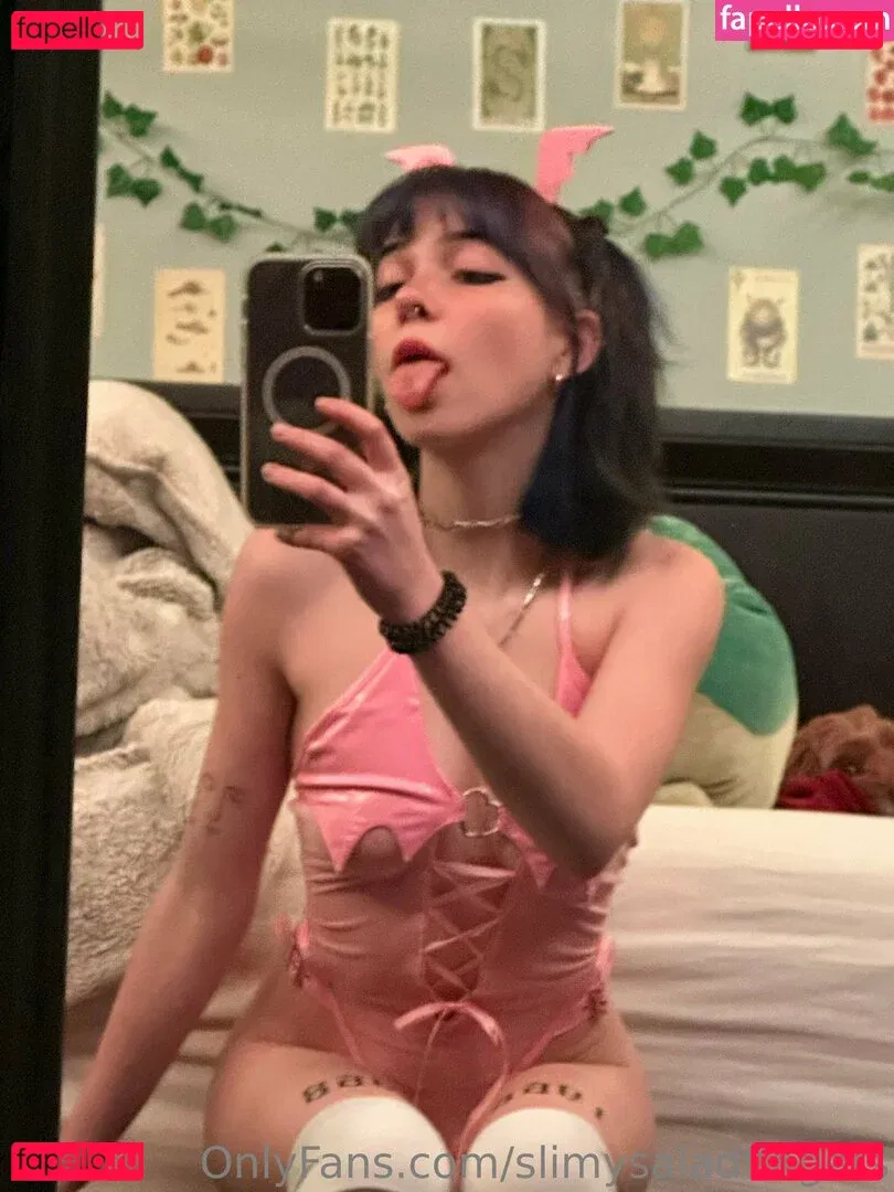 slimysaladfingers Onlyfans Photo Gallery 