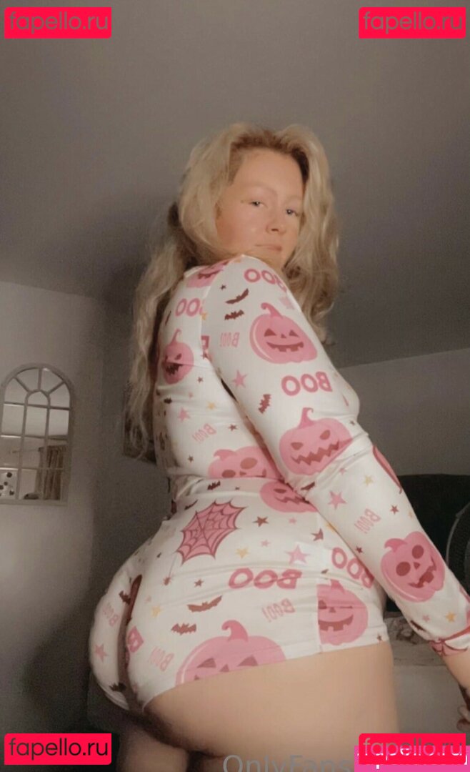 bigasssophxo Nude Onlyfans Photo 3