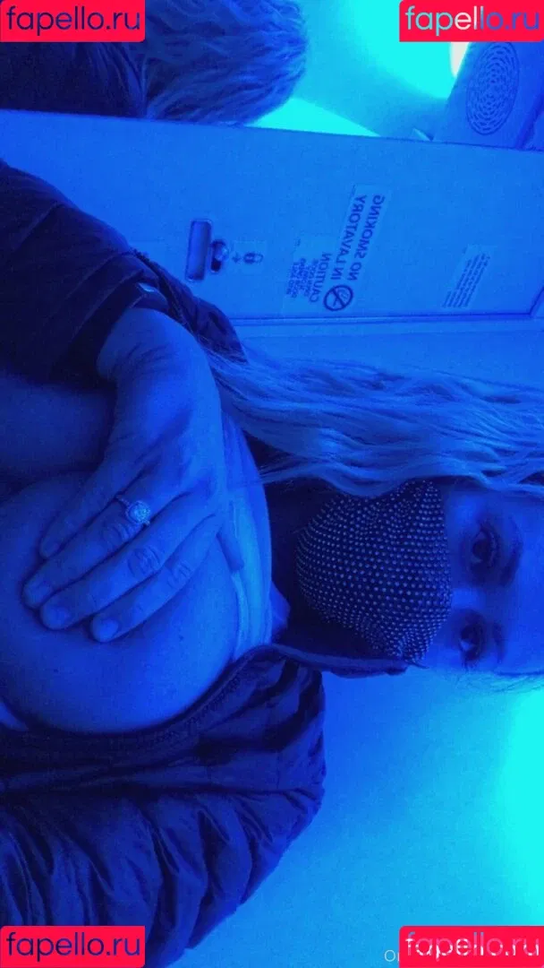 kindly Onlyfans Photo Gallery 