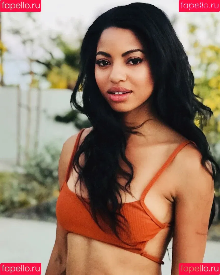 Camille Hyde Onlyfans Photo Gallery 