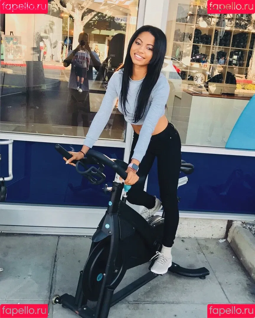 Camille Hyde Onlyfans Photo Gallery 