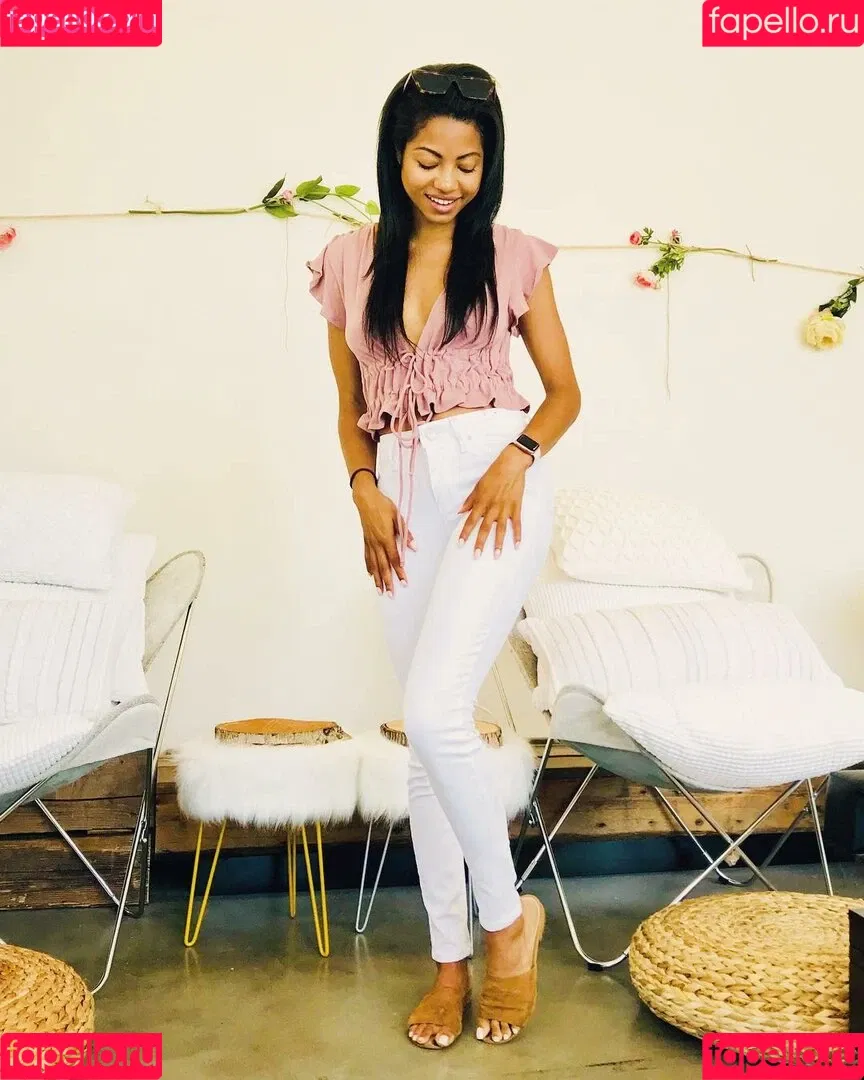 Camille Hyde Onlyfans Photo Gallery 