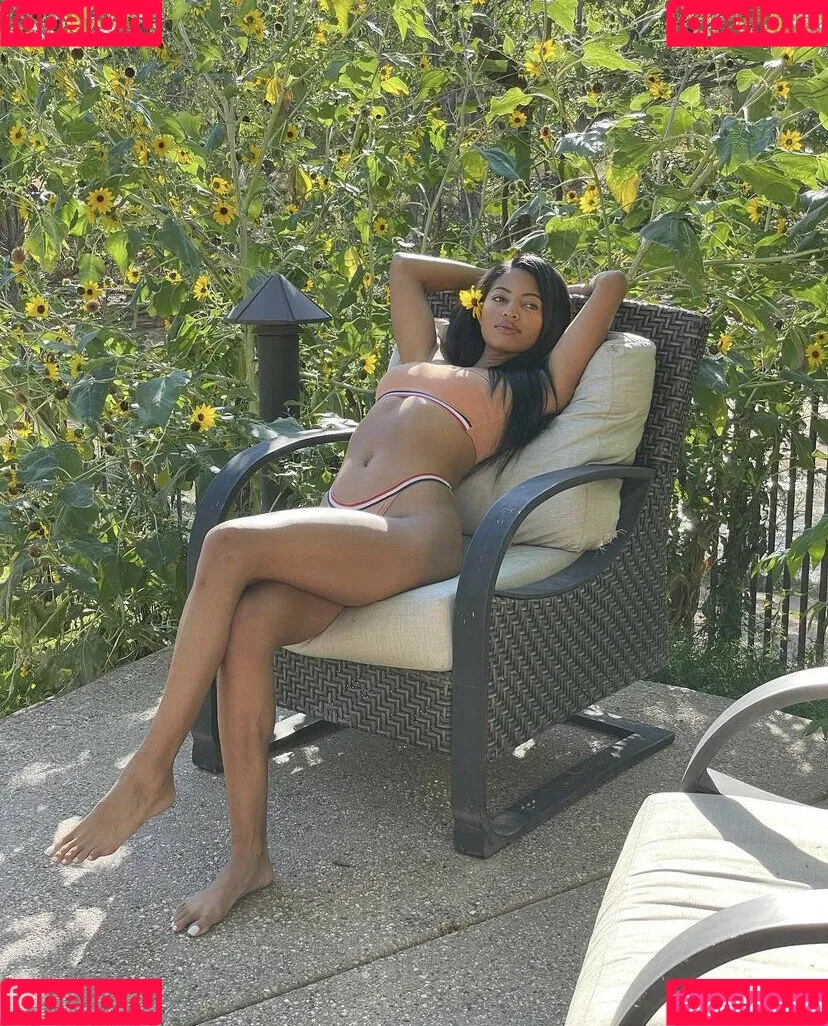 Camille Hyde Onlyfans Photo Gallery 