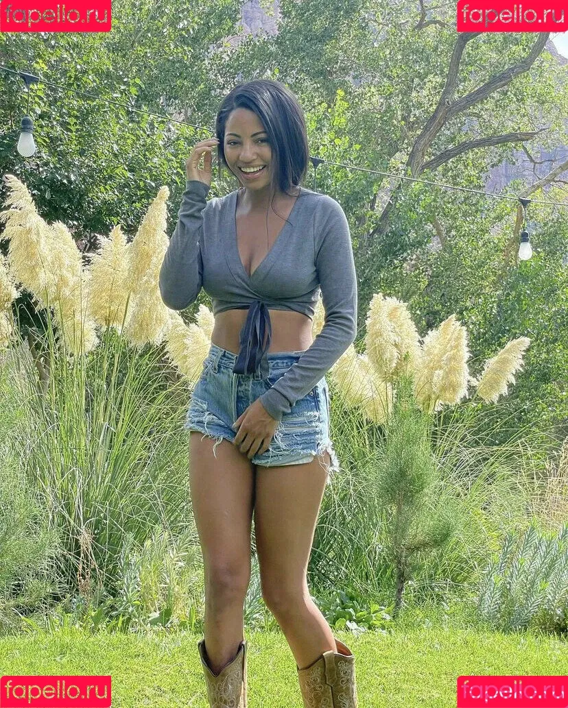 Camille Hyde Onlyfans Photo Gallery 