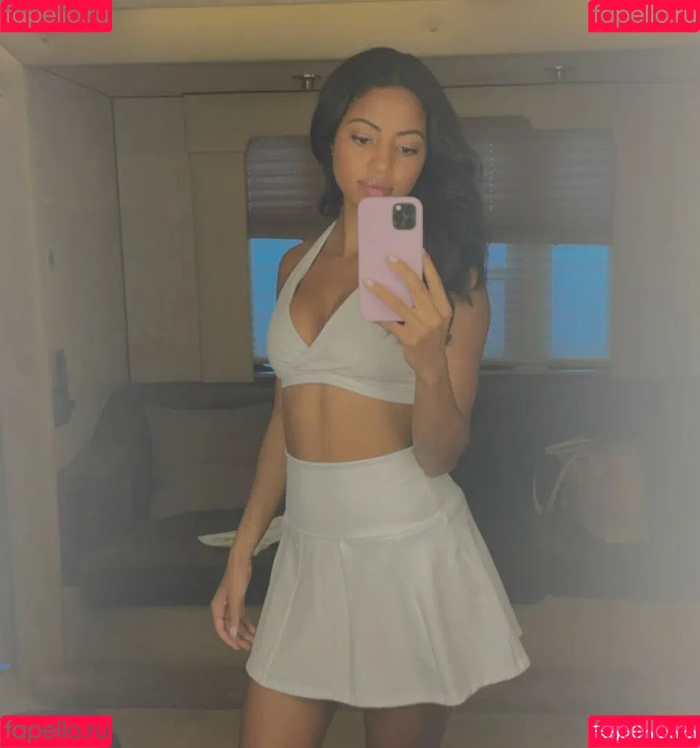 Camille Hyde Onlyfans Photo Gallery 