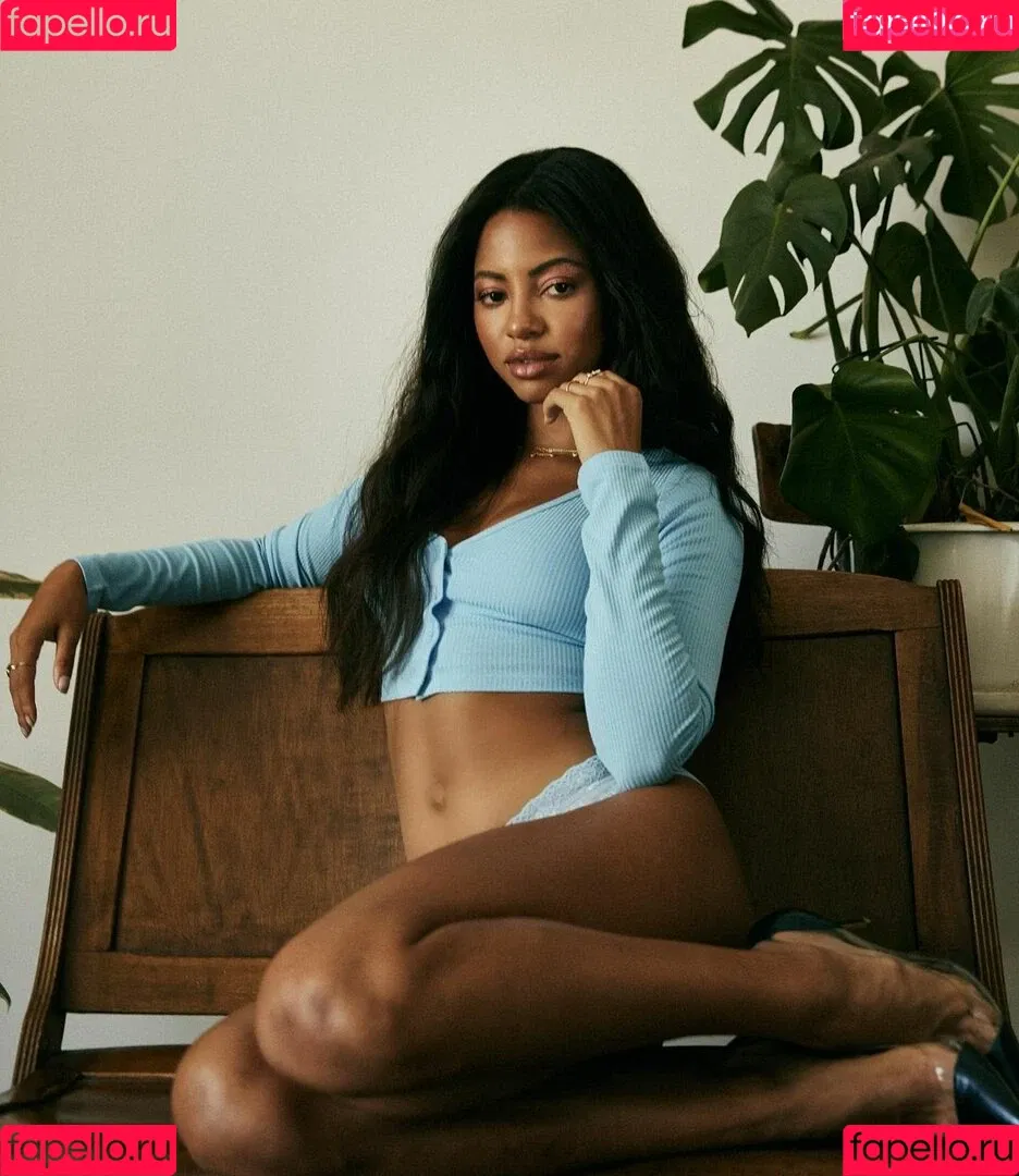 Camille Hyde Onlyfans Photo Gallery 
