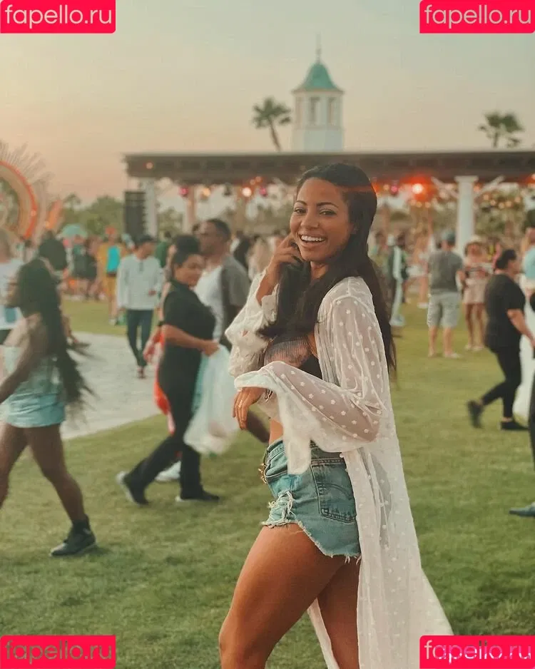 Camille Hyde Onlyfans Photo Gallery 