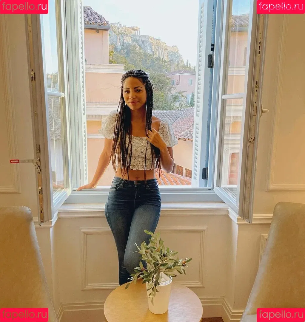Camille Hyde Onlyfans Photo Gallery 