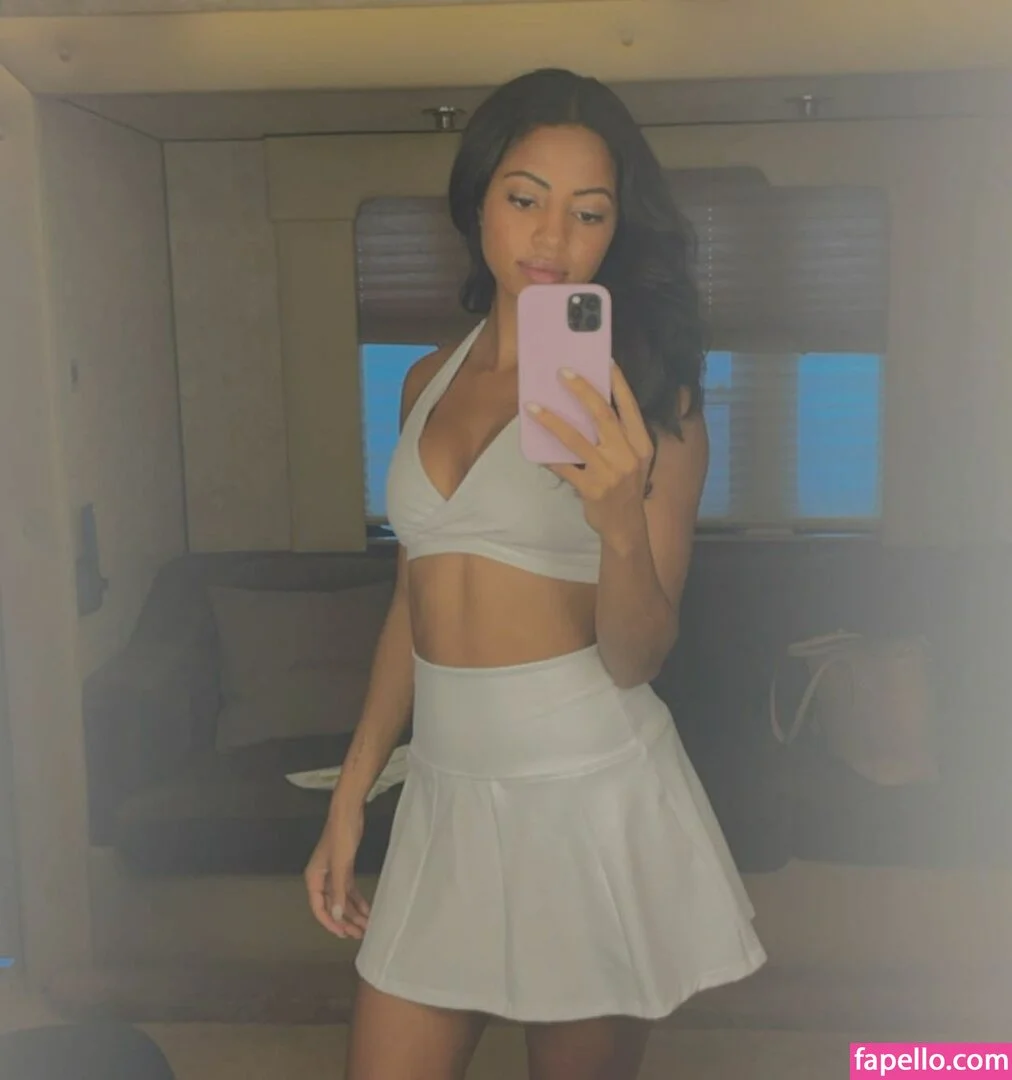 Camille Hyde Onlyfans Photo Gallery 