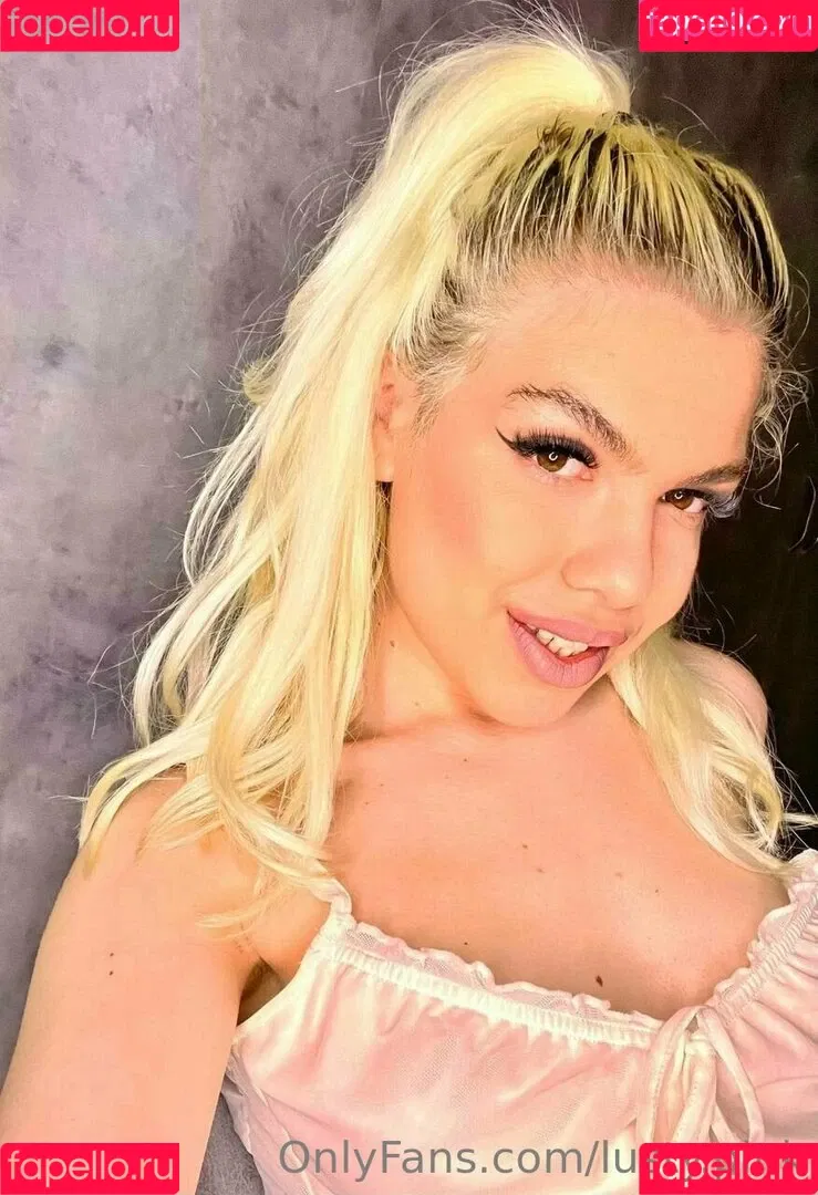 Lusty Pink Onlyfans Photo Gallery 
