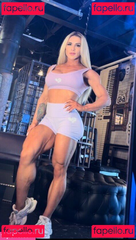Kassandra Gillis Nude Onlyfans Photo 40