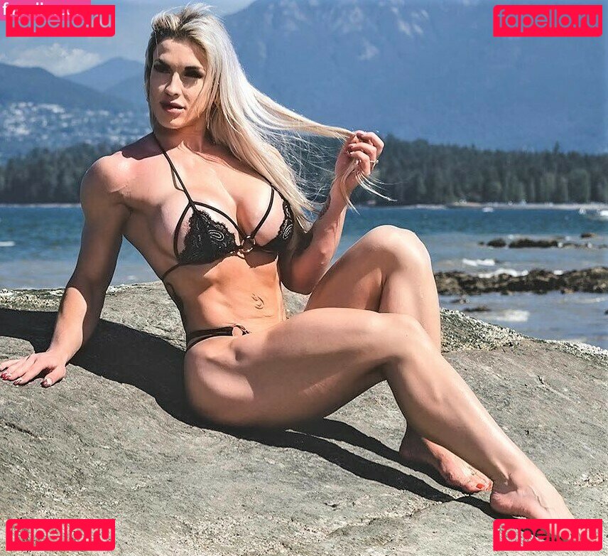 Kassandra Gillis Nude Onlyfans Photo 34