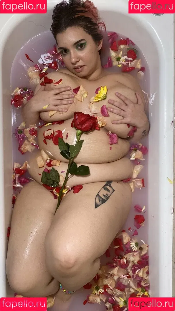 rose_d_kush Onlyfans Photo Gallery 