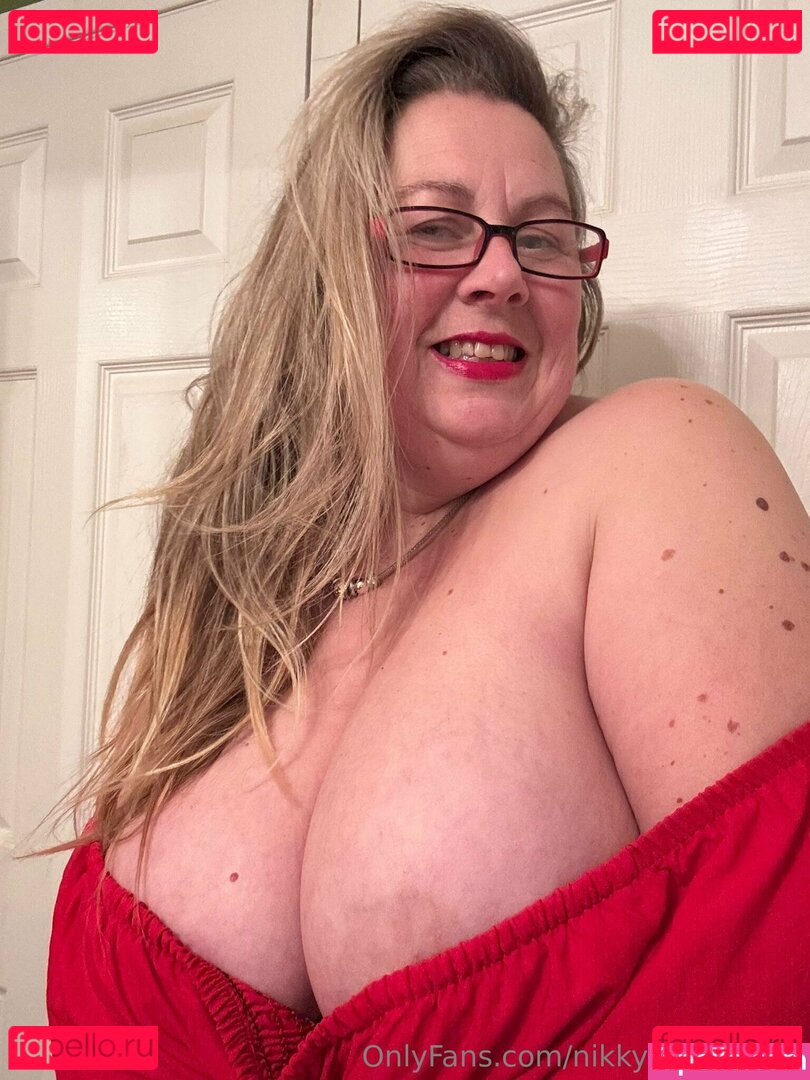 nikkykinkynylee Nude Onlyfans Photo 10