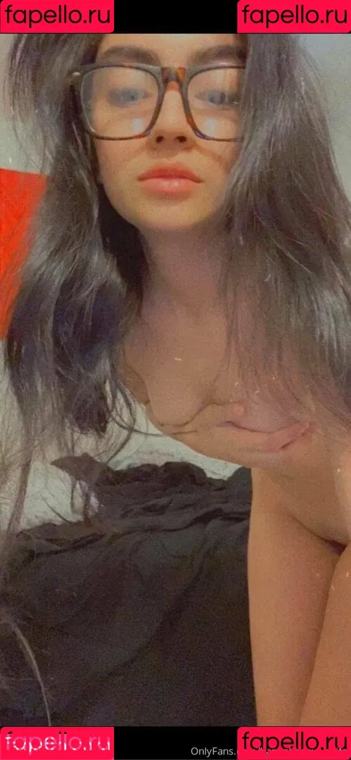 lisajune Onlyfans Photo Gallery 
