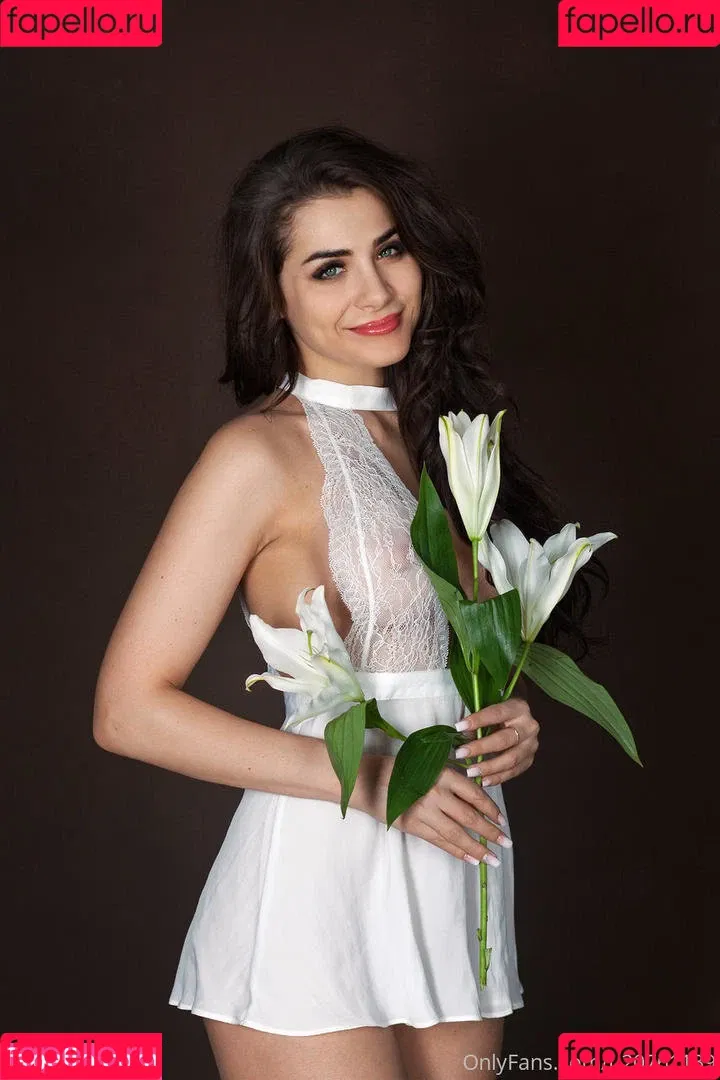 miss_esmeralda Onlyfans Photo Gallery 