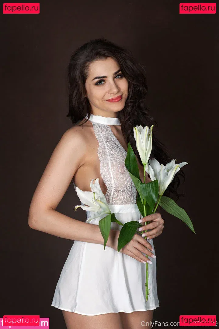 miss_esmeralda Onlyfans Photo Gallery 