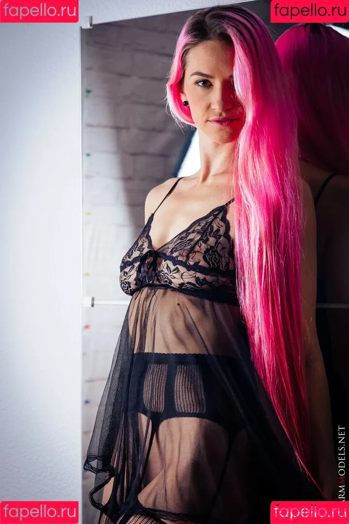 CharmModels Onlyfans Photo Gallery 